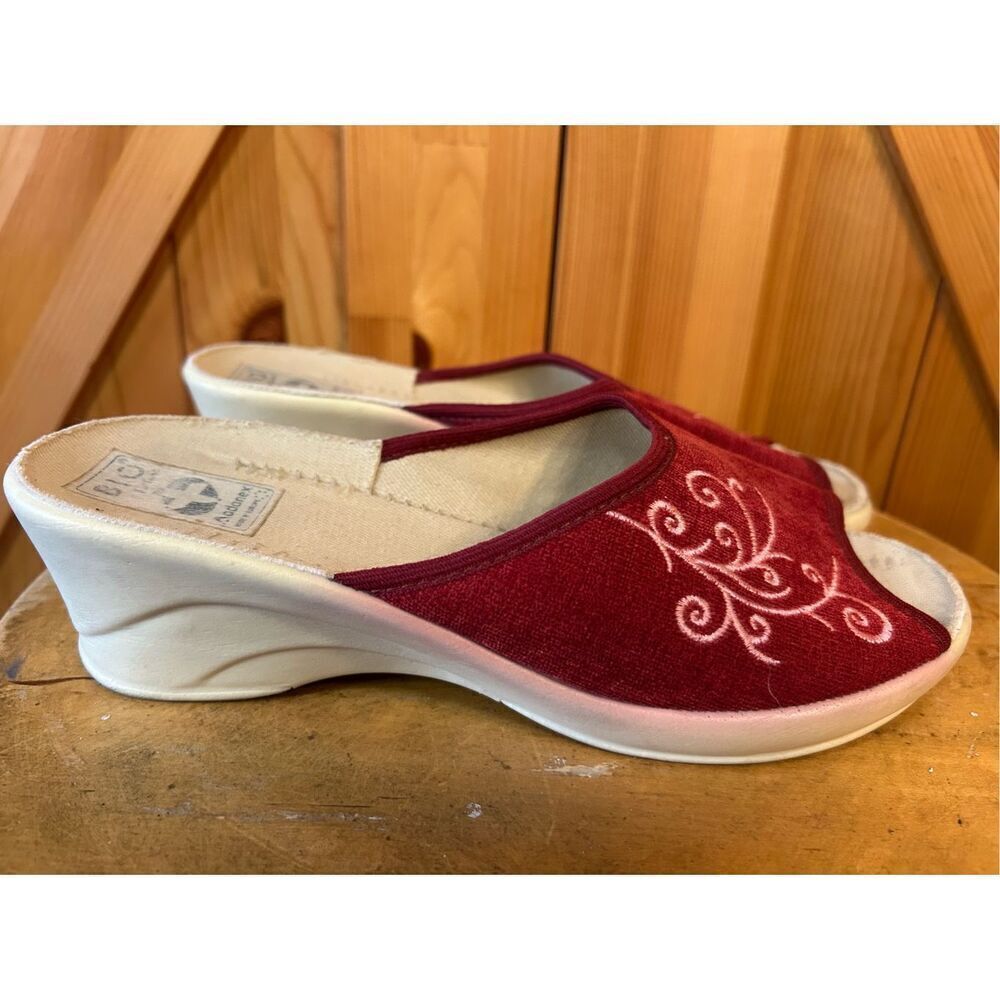 BIO Nature Womens Shoes Sz EU 38 US 7.5-8 Adanex Wedge Sandals Red